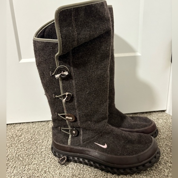 Nike Valenka Wool Soft Grey Winter Sherpa Lined Boots Size 7 - Picture 1 of 13